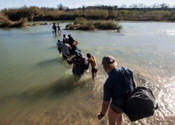Apelará gobierno decisión de juez por no suspender el Titulo 42