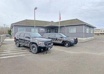 Arrestan a 6 por amenazas a escuelas en el Sur de Texas