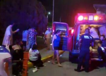 300 migrantes se dan a la fuga luego de amotinarse