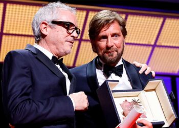 Alfonso Cuarón entrega la Palma de Oro