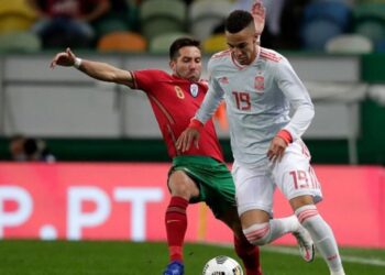 Empatan 1-1 España y Portugal