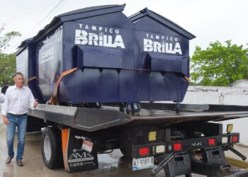 Supervisa Chucho Nader instalación de nuevos contenedores de basura