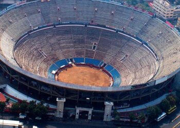 Juez suspende por tiempo indefinido las corridas de toros en la CDMX