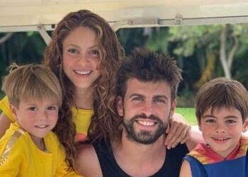 Piqué fue visto con su nueva amiga “especial”