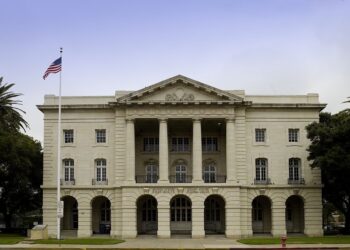 Por amenazas suspenden servicios en Sinagogas de Texas