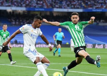 Detienen a sujeto que se atrincheró cerca de escuela en Rio Hondo