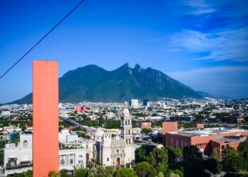 Inteligencia Nacional revisará documentos requisados a Trump