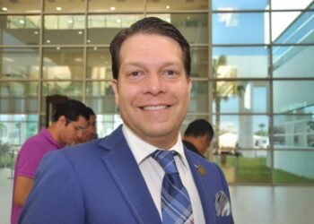 ‘El Cachorro’ y el gatopardismo azul