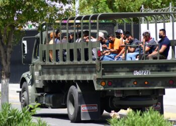 Víctima de tortura identifica a teniente del ejército como su agresor