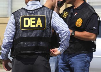 Investiga DEA 35 casos contra CS y CJNG