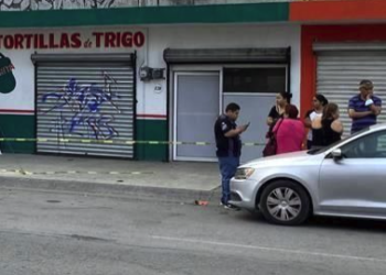 Trabajadora muere al caer en molino de tortillería en N.L.