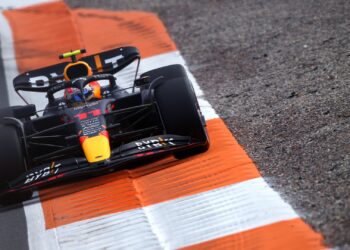 Checo Pérez arrancará en quinto en GP Países Bajos