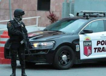 Transportistas de Tamaulipas sufren inseguridad y acoso de agentes de tránsito en NL