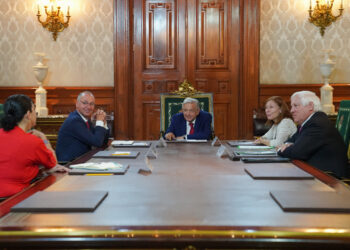 Presidentes de México y Alemania sostienen encuentro en Palacio Nacional