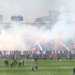 En Chile cae estructura de Estadio Monumental sobre aficionados (Video)