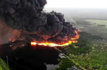 Explota ducto en Huimanguillo, Tabasco