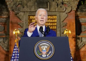 Biden pide a SCJN que restablezca el perdón por deudas estudiantiles