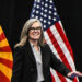 Demócrata Katie Hobbs se perfila como gobernadora de Arizona