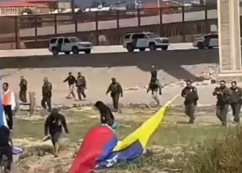 Altercado entre migrantes venezolanos y policía fronteriza