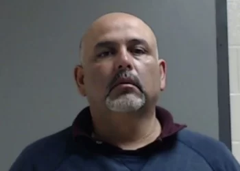 Le dan cadena perpetua por asesinato y secuestro en Texas