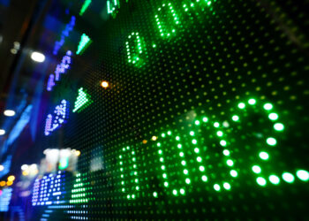 Maximizan valores bursátiles