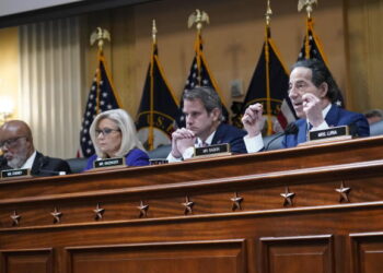 Recomienda Comité Legislativo 4 cargos contra Trump por asalto al Capitolio