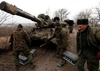 Autoriza EU 275 MDD más en ayuda militar a Ucrania