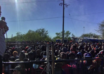 Se manifiestan migrantes en Reynosa