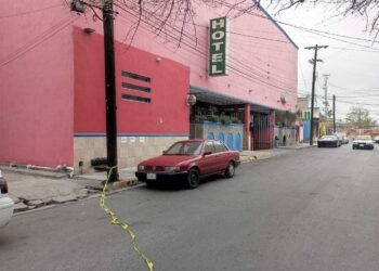 Cubanos son asesinados en hotel de Monterrey