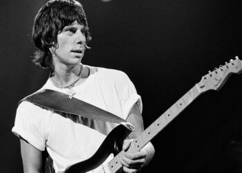 Muere Jeff Beck, legendario guitarrista e ícono del rock