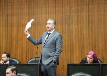Exhorta Waldo Fernández a municipio de Juarez aclarar permisos para gasolinera
