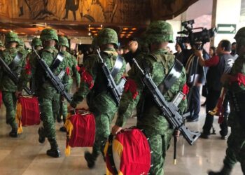 Piden remoción de Santiago Creel de la presidencia de San Lázaro por incidente con militares armados