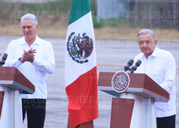 Entre honores, llega Miguel Díaz-Canel a México: “Es usted un huésped distinguido”