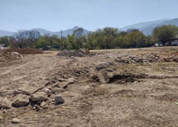 Conagua clausura construcción de una cancha deportiva en la Presa La Boca, NL