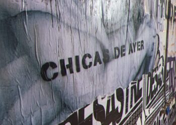 La no tan nueva y sostenible forma de darle una segunda oportunidad a prendas de vestir únicas que encierran una historia dando origen al concepto de Chicas de Ayer