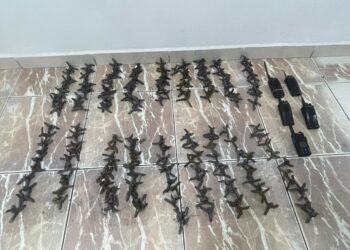 Encuentran vehículo robado