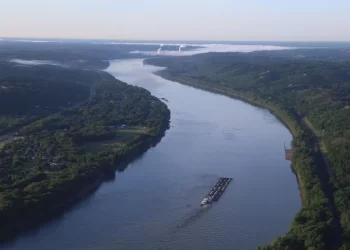 El río Ohio, que abastece al 10% de la población de EEUU, contaminado con cloruro de vinilo