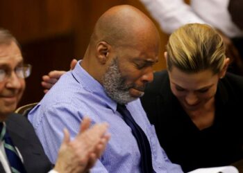 Juez de Missouri libera a Lamar Johnson tras 28 años de prisión por un asesinato que no cometió