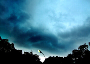 Tormentas en Estados Unidos dejan víctimas mortales y apagones