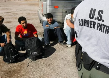 Si no califican para asilo, castigarán a migrantes