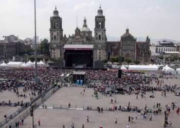 Rosalía en el Zócalo: el fenómeno de la Motomami invade la capital mexicana
