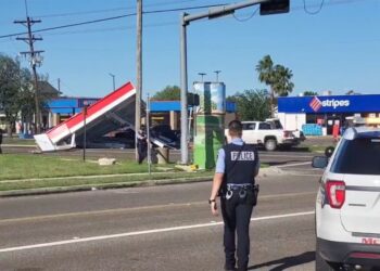 Tormentas nocturnas dejan a decenas de miles sin energía eléctrica