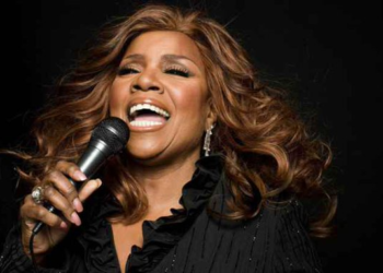 Impacta Gloria Gaynor a las nuevas generaciones en Pa’l Norte 