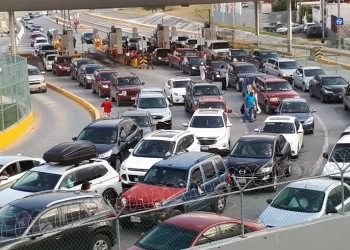 Incrementa EU personal de aduanas por semana santa