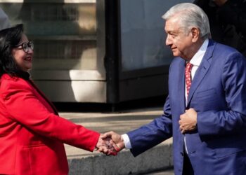 AMLO acusa falta de compromiso del Poder Judicial con la justicia: todo es dinero, influyentismo