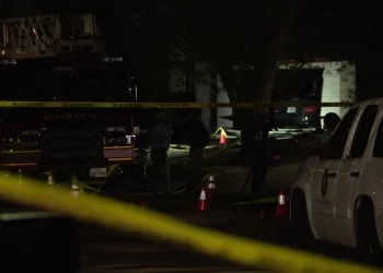 Dos muertos en vecindario de Sugar Land