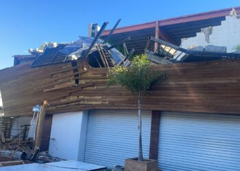 Exhortan a dueños de casas y negocios solicitar  préstamos por daños que causó  tromba