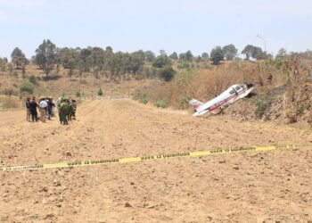Desplome de avioneta por falla mecánica en San Pedro Cholula deja dos heridos 
