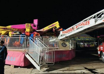 Juego mecánico se desploma en feria de Nogales, Sonora; hay tres lesionados