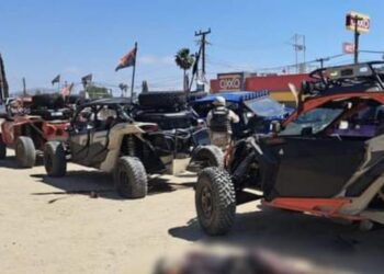 Grupo armado dispara contra el público en rally de autos en Ensenada; hay al menos 10 muertos 